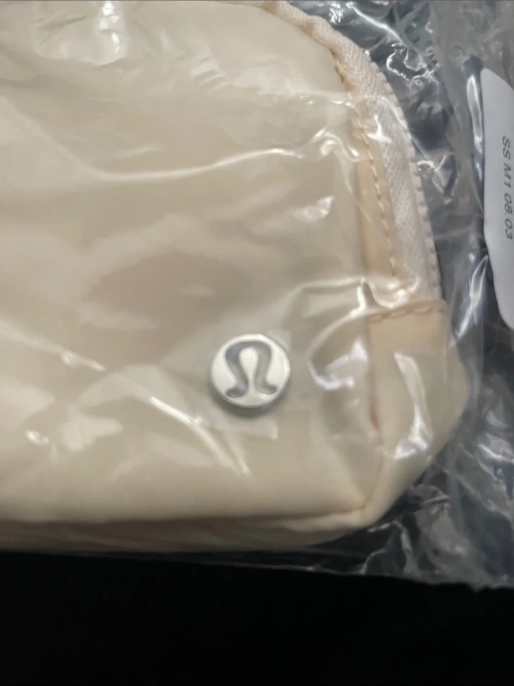 lululemon athletica Cream Crossbody Pouch - Lightweight Everyday Carry